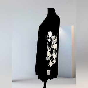 Women black shirt dress